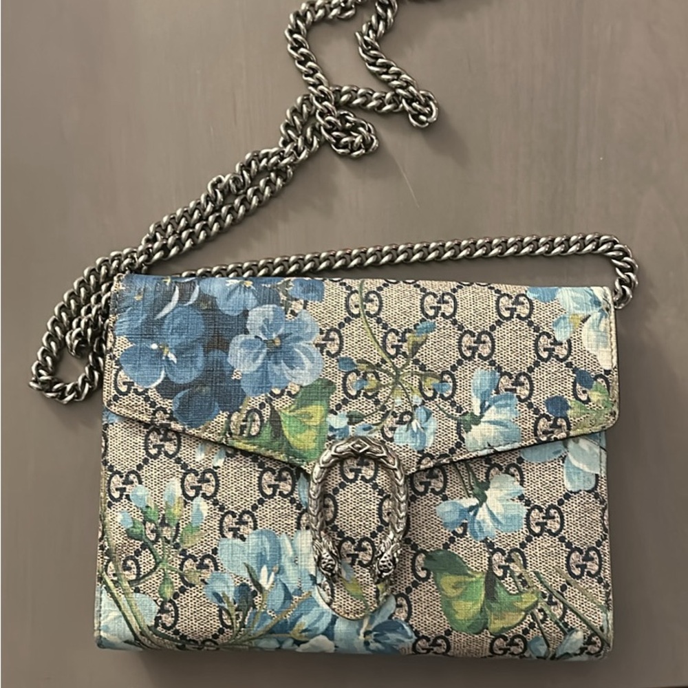 Gucci wallet on chain bag